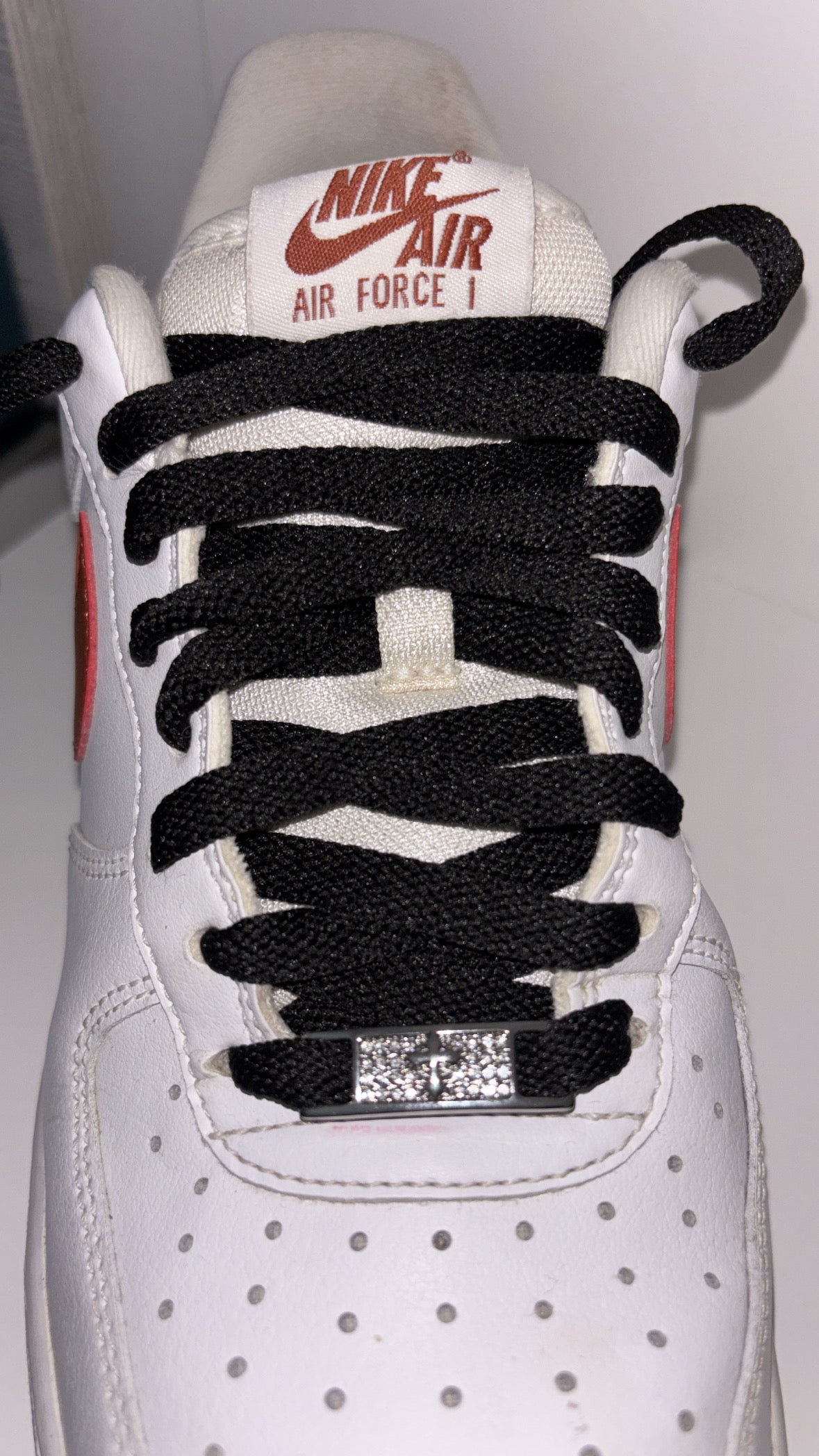 Shoe laces