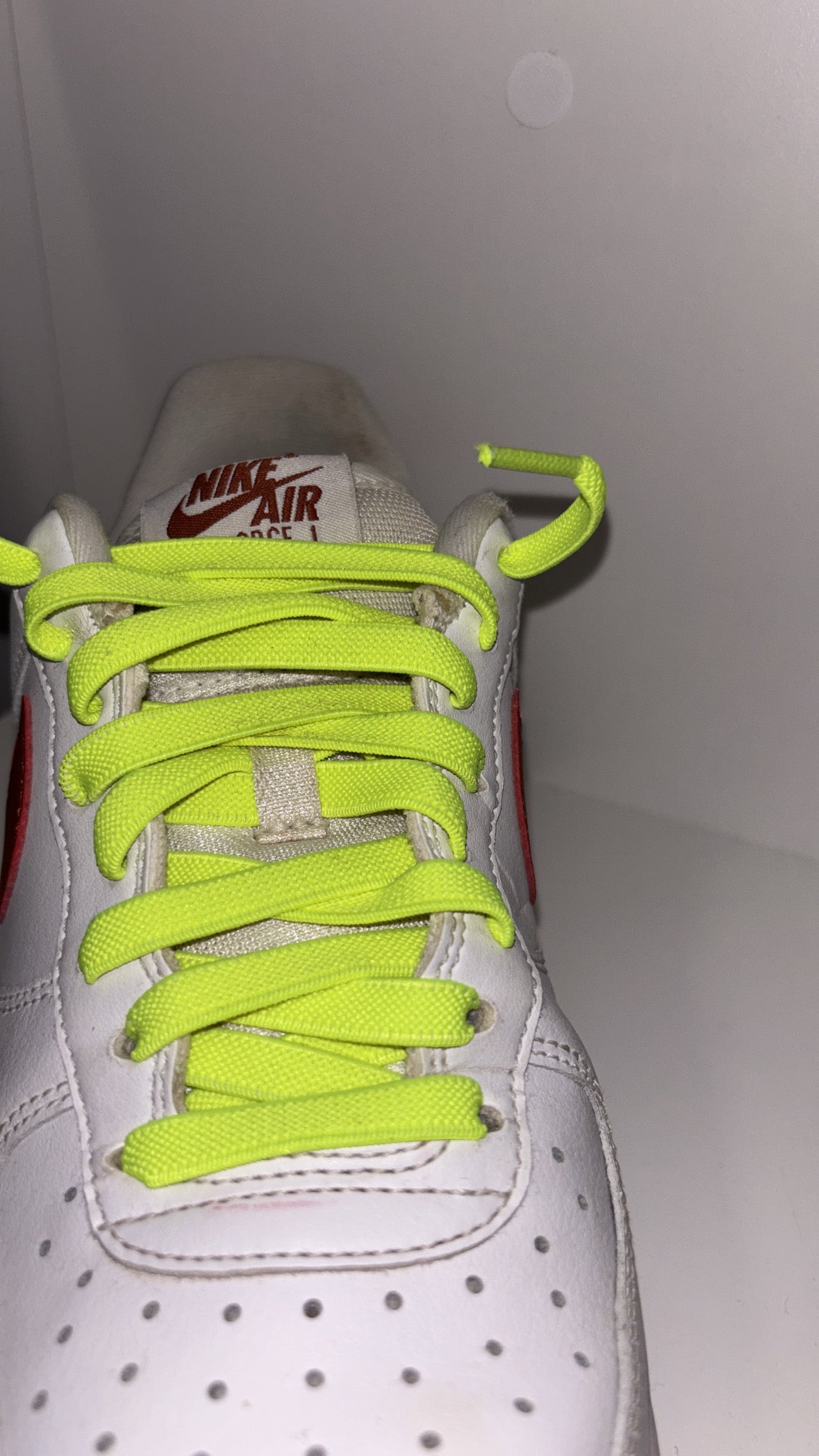 Shoe laces